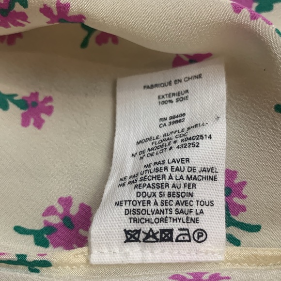 NWOT Theory Floral Silk Top Size Medium - Picture 7 of 7